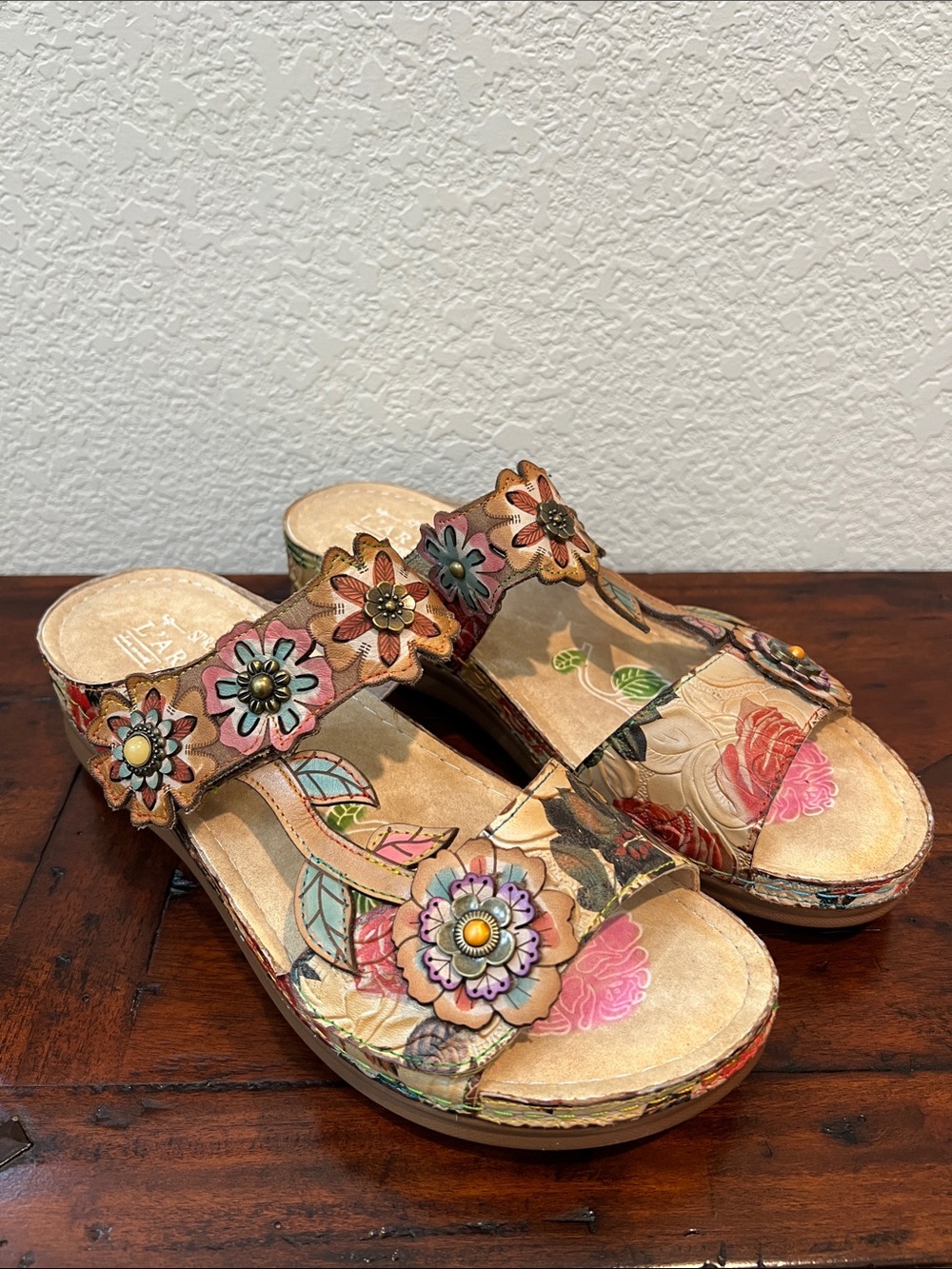Floral Embellished Women's Slide Sandals